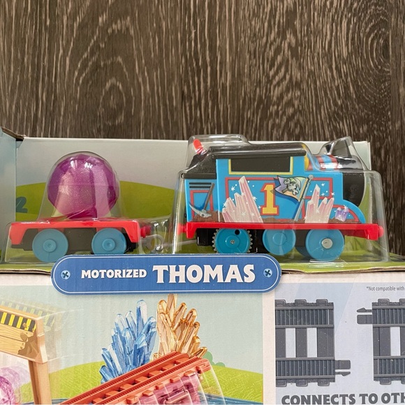 New! Thomas & Friends Motorized Crystal Caves Adventure Set - Picture 3 of 15